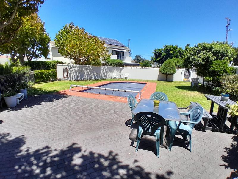 3 Bedroom Property for Sale in Rondebosch Western Cape